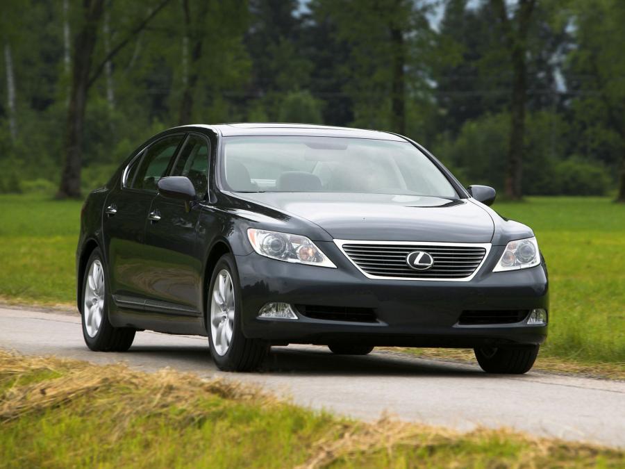  Lexus LS460L 2007 года  (фото 2 из 16)